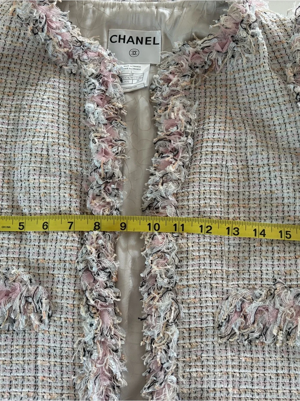 CHANEL 2004 Fantasy Tweed Lesage Poodle Pink Cream Blazer Jacket and skirt